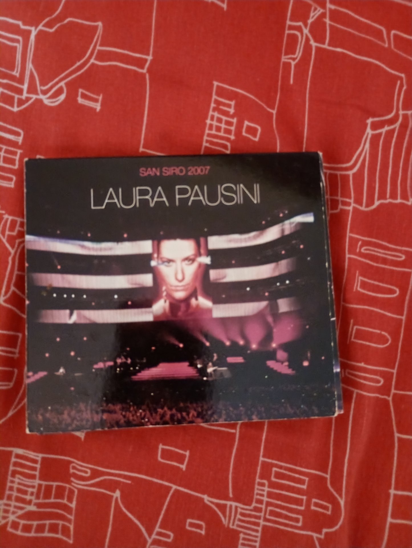 Vendesi CD di Laura Pausini - Immagine 1