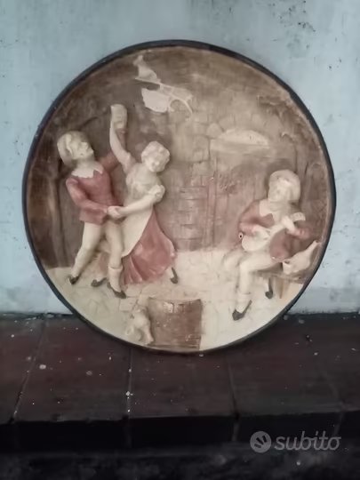 Antica coppia di quadri rotondi in gesso - Immagine 1