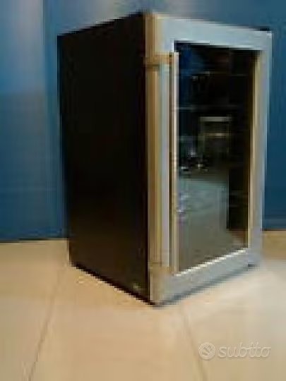 Cantinetta frigo espositore per vini - Immagine 1